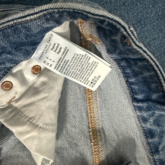 American Eagle Jeans - Picture 4 of 4